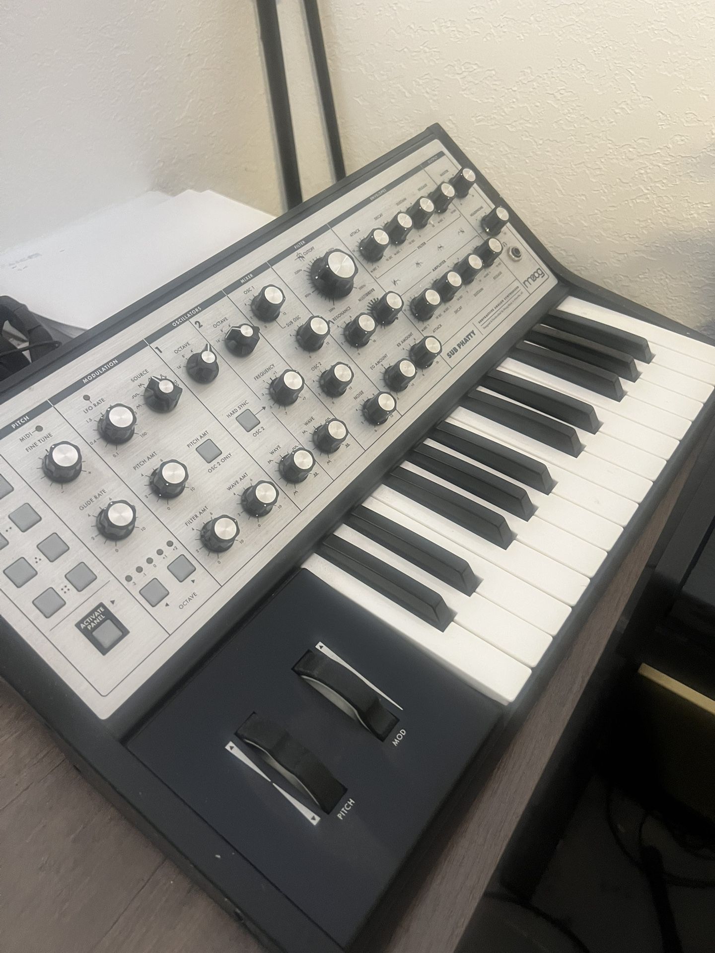 Moog Sub Phatty 25 Key Synth 