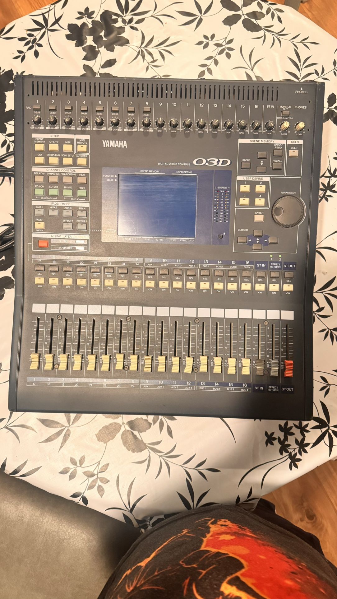 Mixer Yamaha O3D
