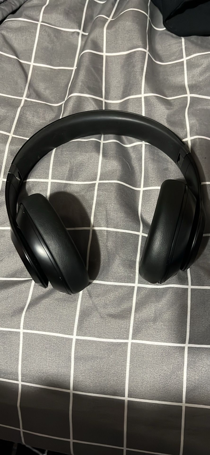Beats Studio Pro