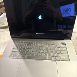 Macbook Pro M1 16 Inch 16GB Ram 1TB Storage