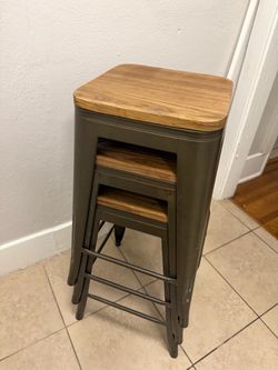4 matching stools