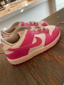 Nike dunks pink
