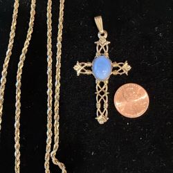 Crucifix Gold Tone And Chain 