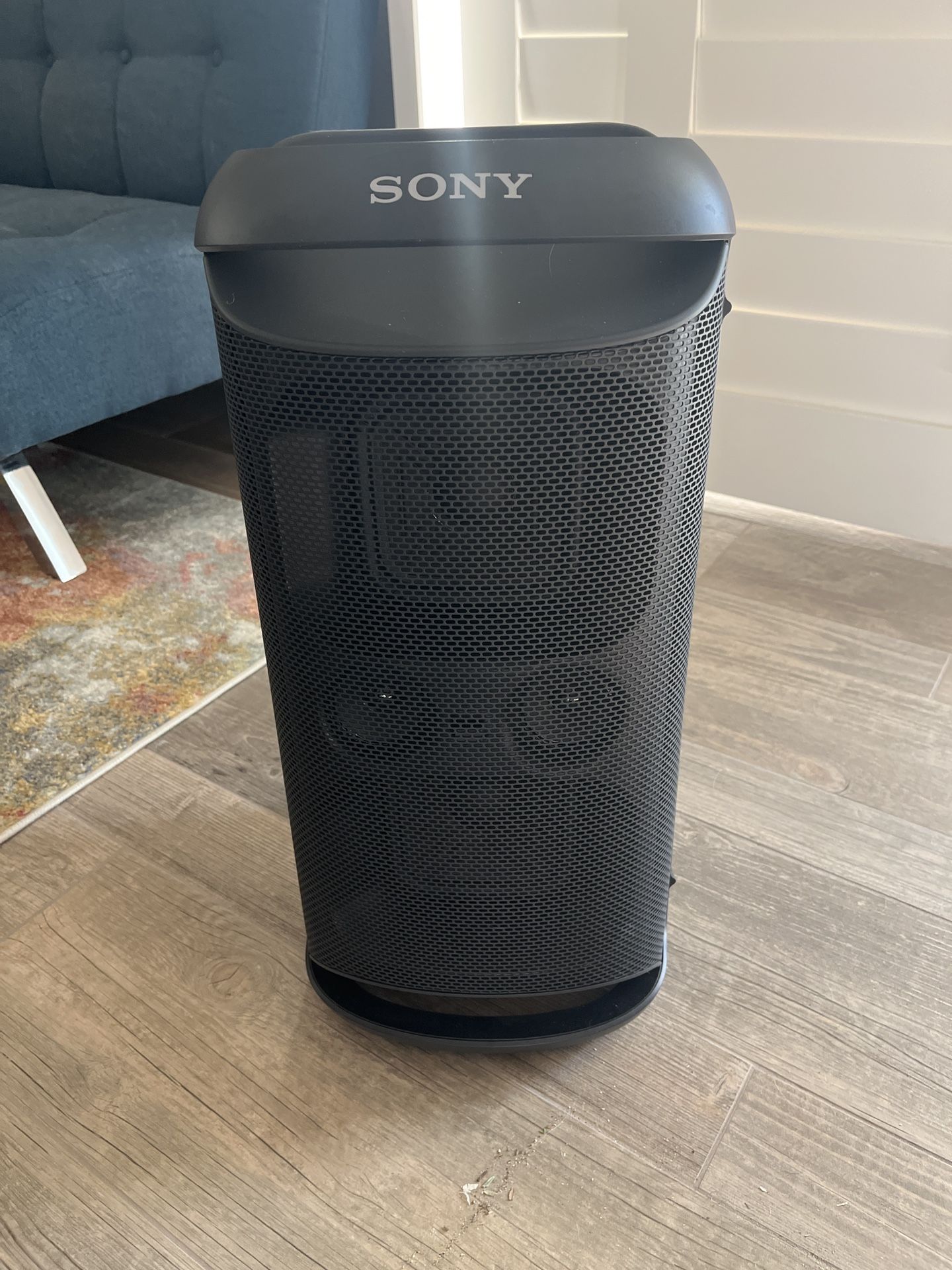 Sony XV 500 Wireless Speaker