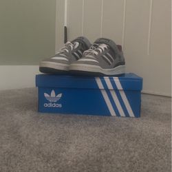 Vnds adidas Forum Low Home Alone 