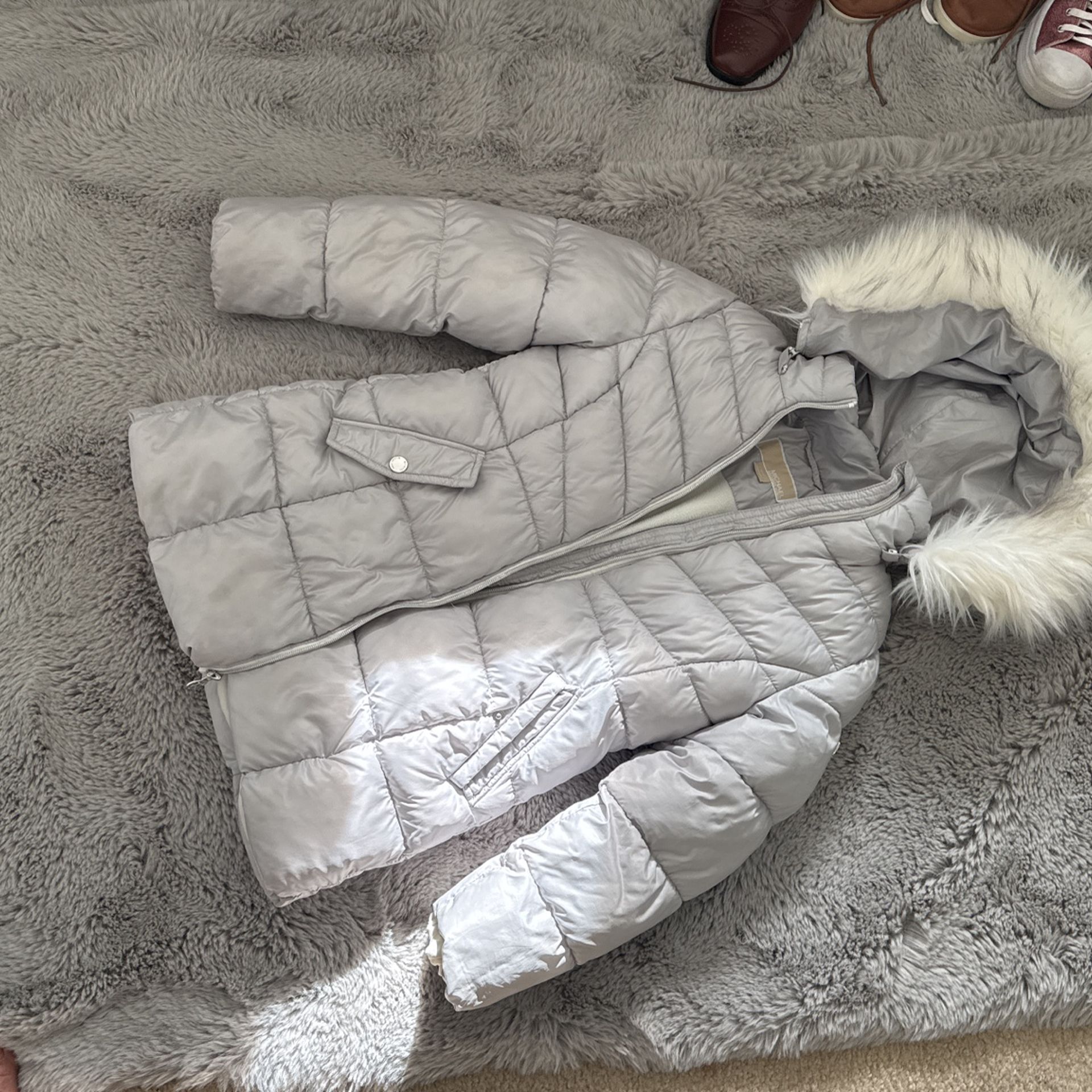 Michael Kors Girls Winter Jacket size 10/12 color:aluminum