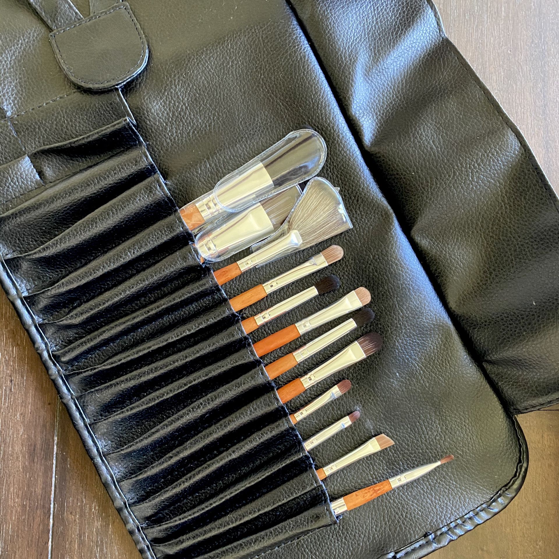 Brand new makeup brush set