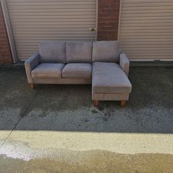 Small Reversible Sectional 
