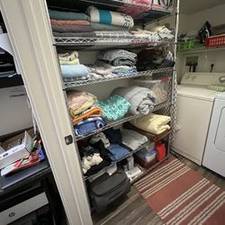 6 Self Storage Rack