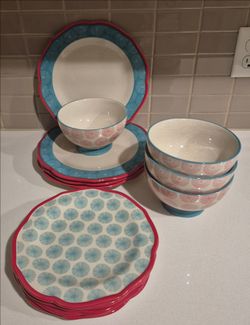 Pioneer Woman dish set