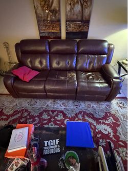 Brown leather sofa. Recline.