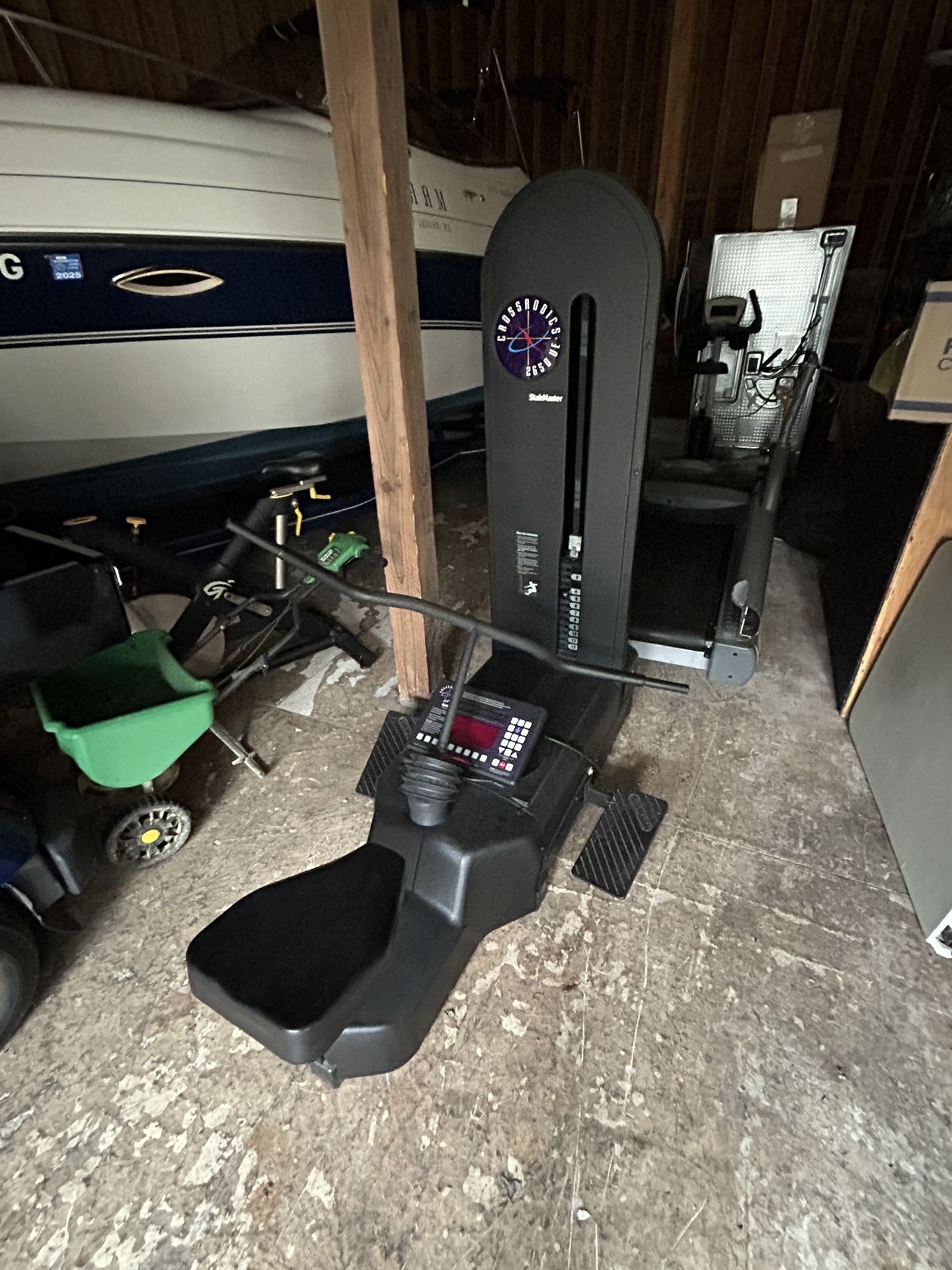 Stairmaster Crossrobics Rower.