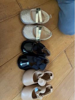 Baby shoe lot