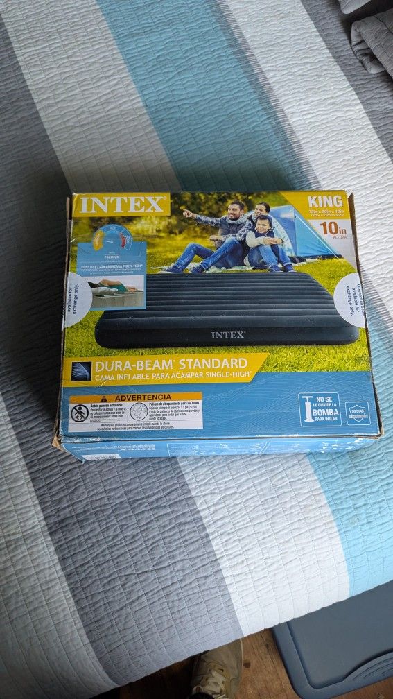 inflatable mattress