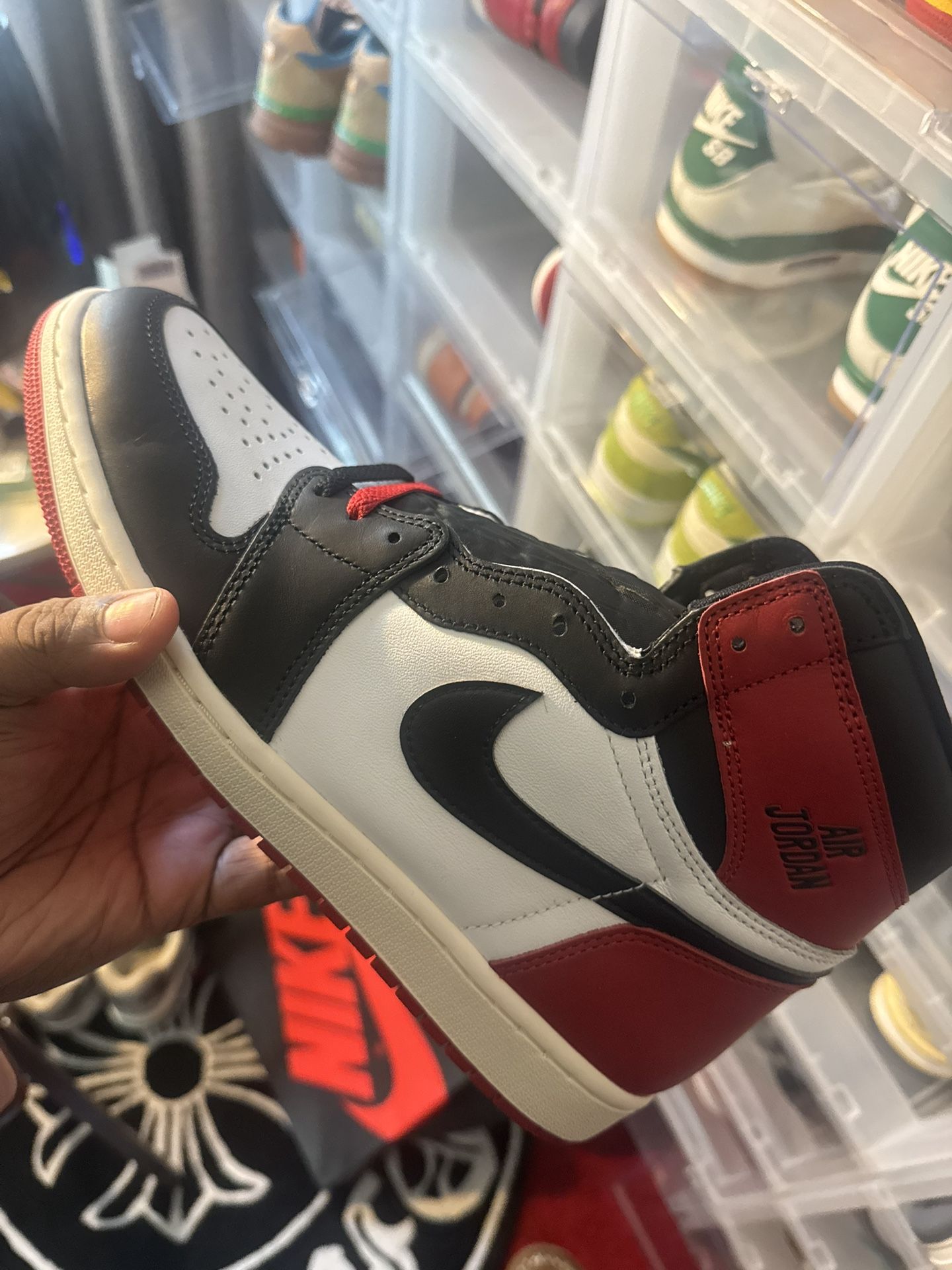 Jordan 1 Black Toe