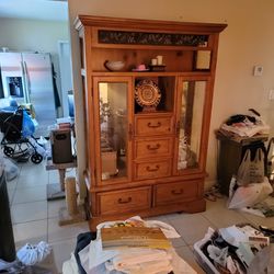 l  Storage Cabinet I'm MOVING MUST SELL