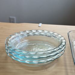 3 Pyrex Round Glass Pie Pan