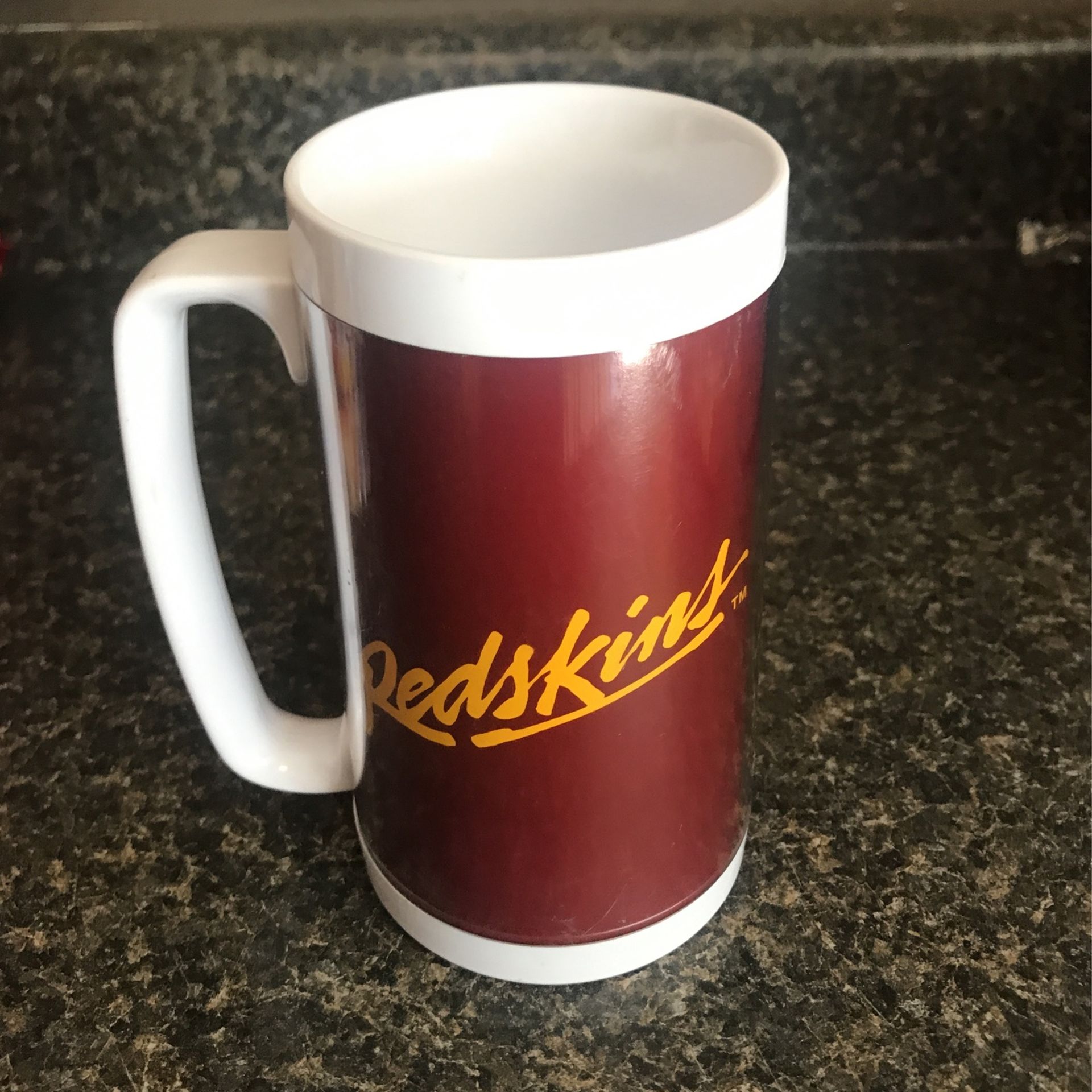 Vintage 1976 WASHINGTON REDSKINS THERMO-SERV drink coffee mug plastic