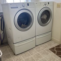 LG WASHER and DRYER 