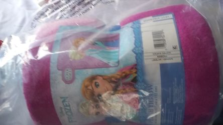 Frozen blanket new toddler