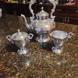 Shiny Chrome  Tea Pot Set