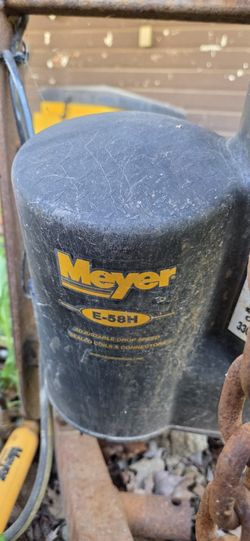 Plow pump