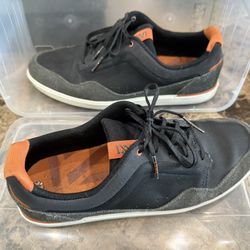 Vans - Black - Size: 10