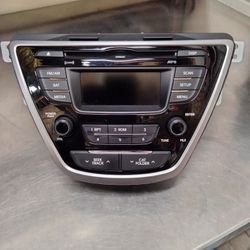 Hyundai Elantra Stereo