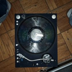 KORG Stanton ST 150 DJ Turntable
