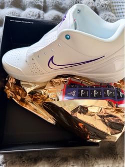 Kobe IV Draft Pack Hornets