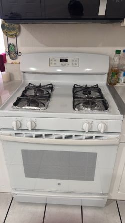 Gas stove