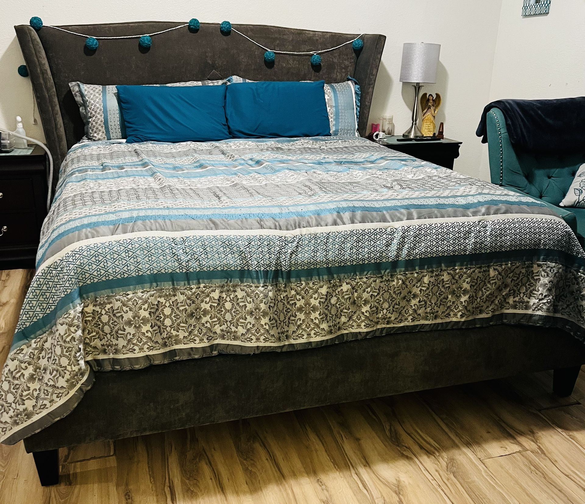 Couch King Bed Set