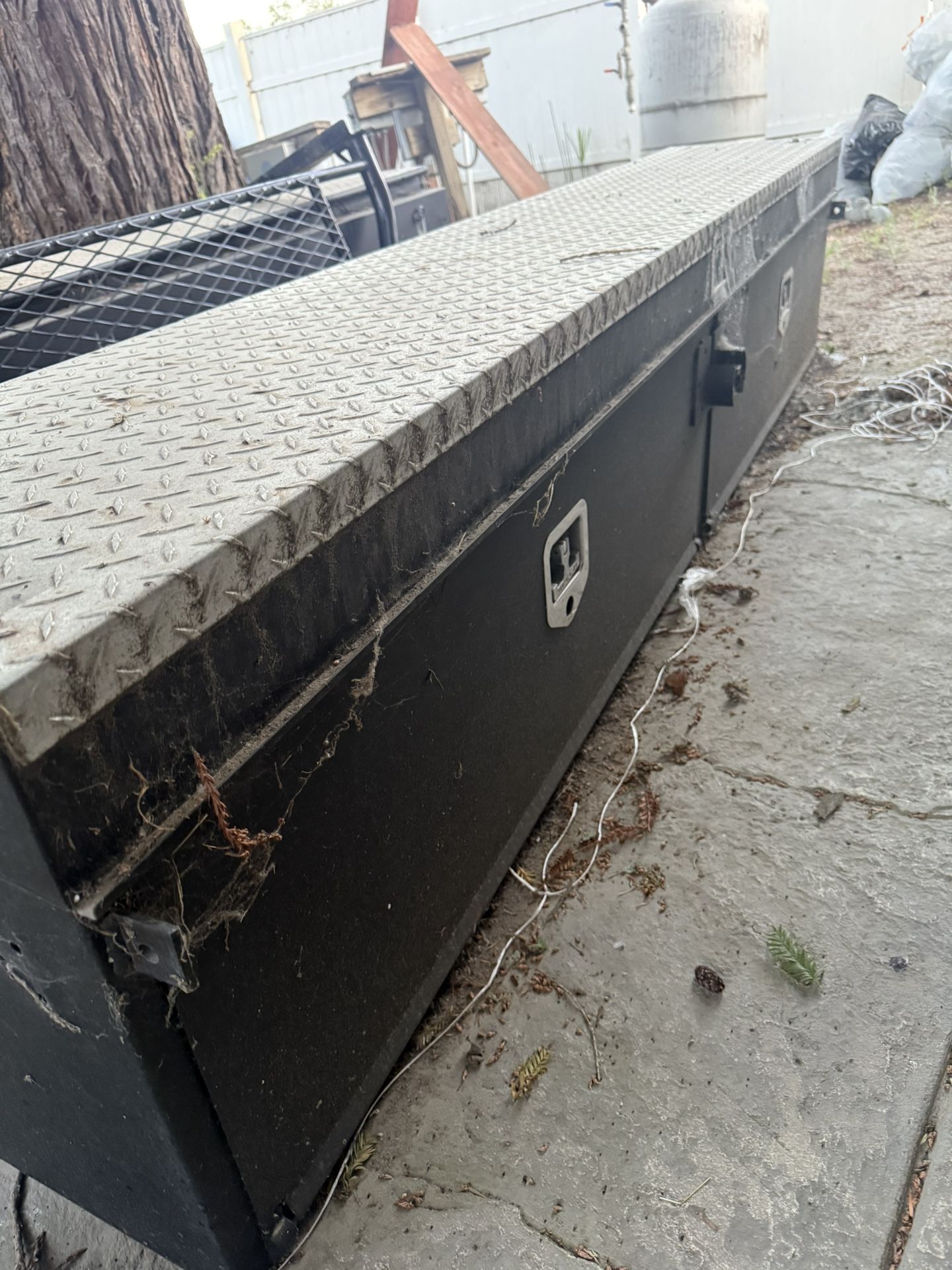 Heavy Duty Tool Box & Window Protector