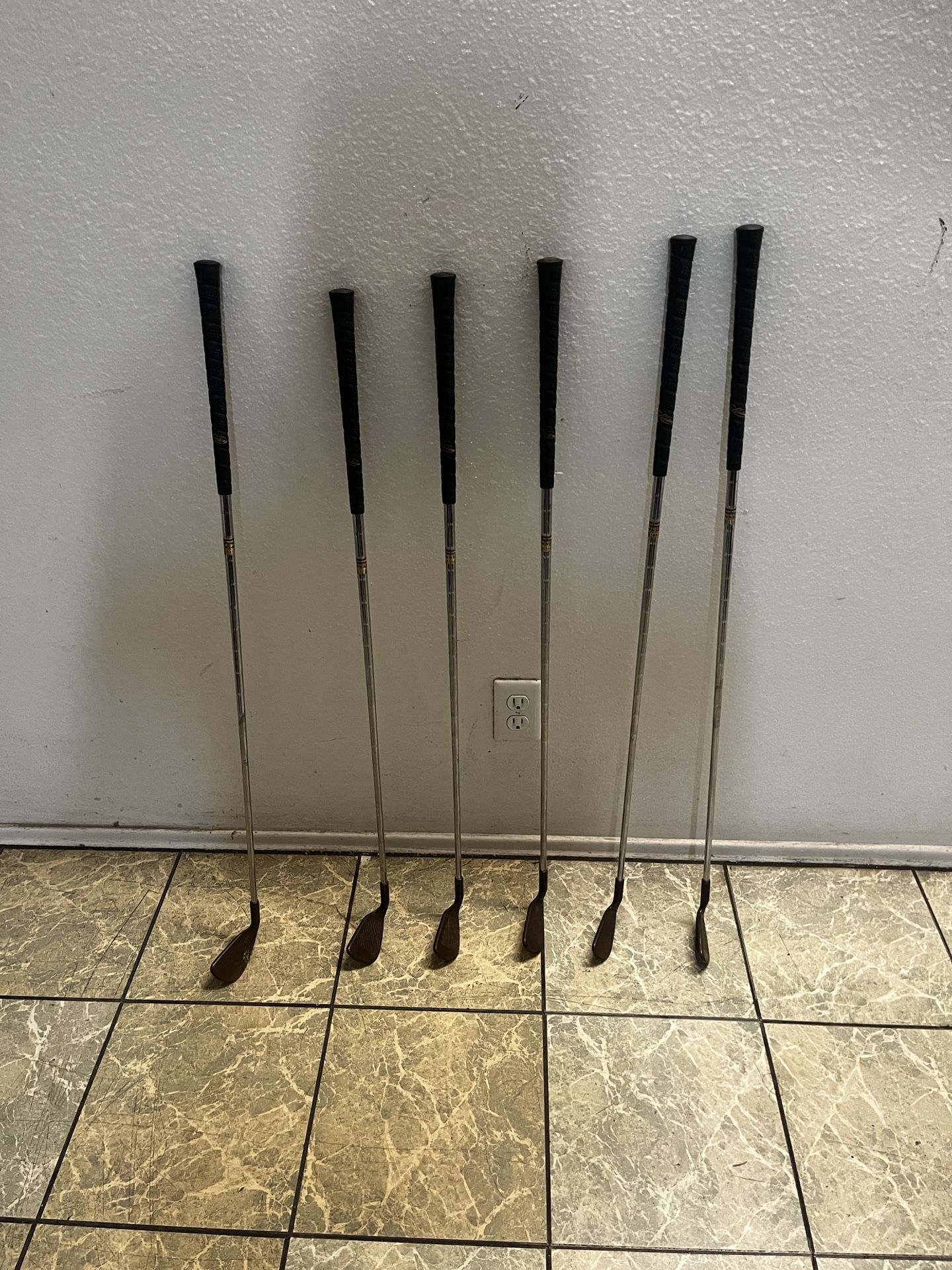 Dunlop Iron clubs