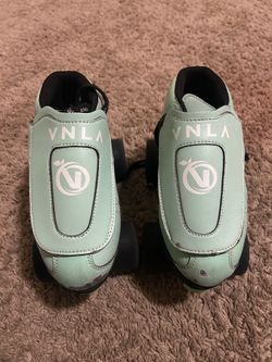 Vanilla VNLA JR skates  size M4/L5