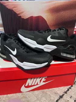 Nike Air Max Alpha Trainer Sneakers