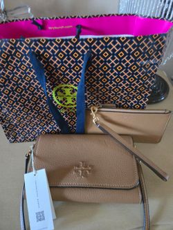 Tory Burch Crossbody and wallet