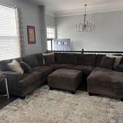Grey Sectional Couch 