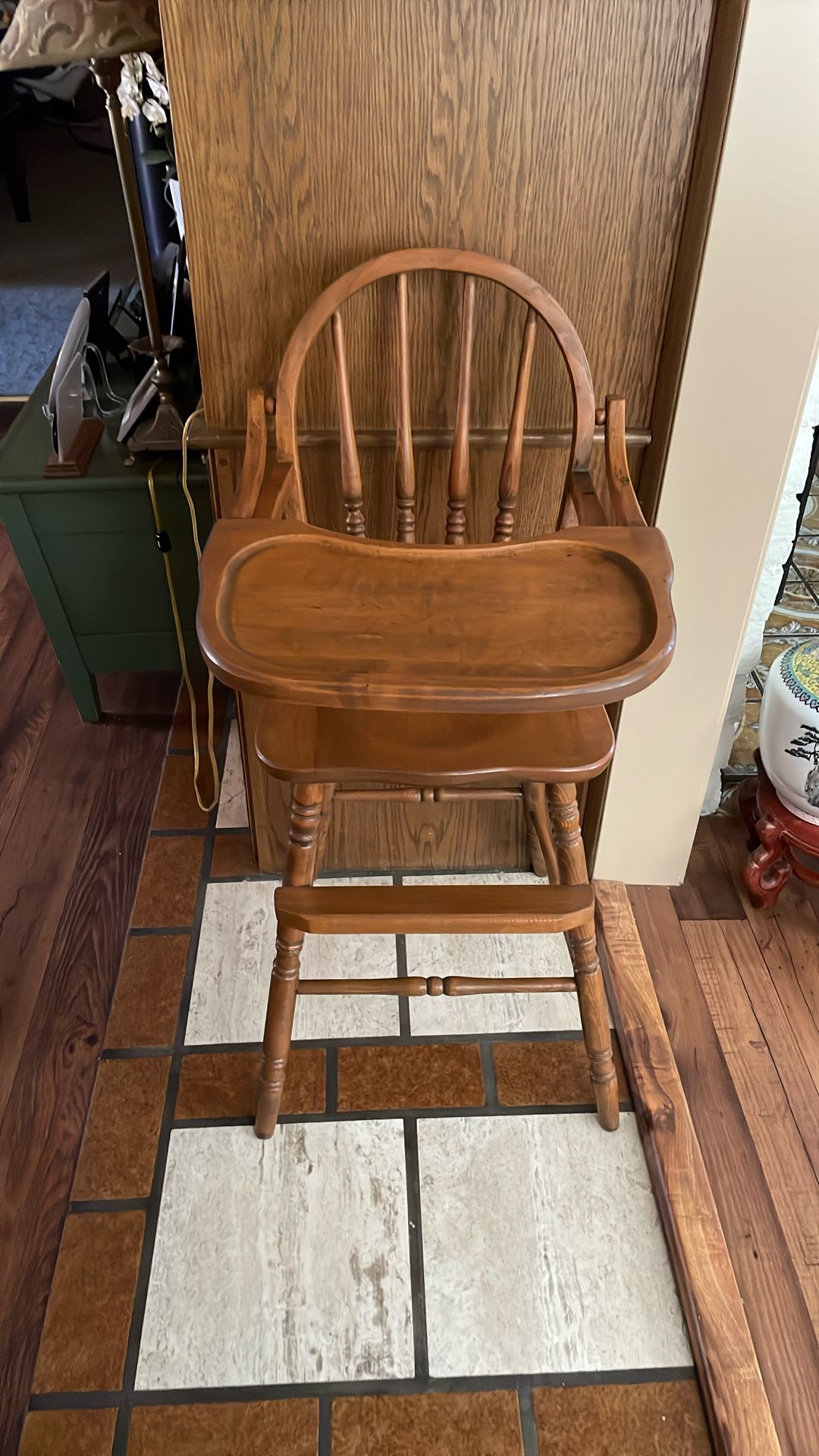 Vintage Amish Made Solid Wood High Chair Mint Condition