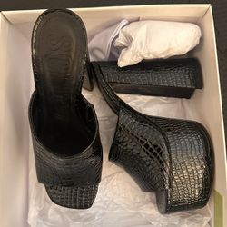 Schutz Black Platforms Heels