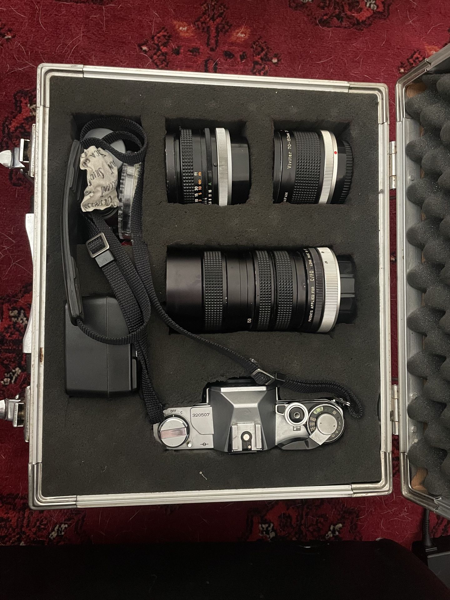 Canon AT-1 (Briefcase + Accessories Included)