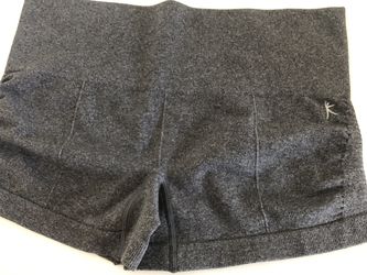 Danskin fitted shorts adult size M