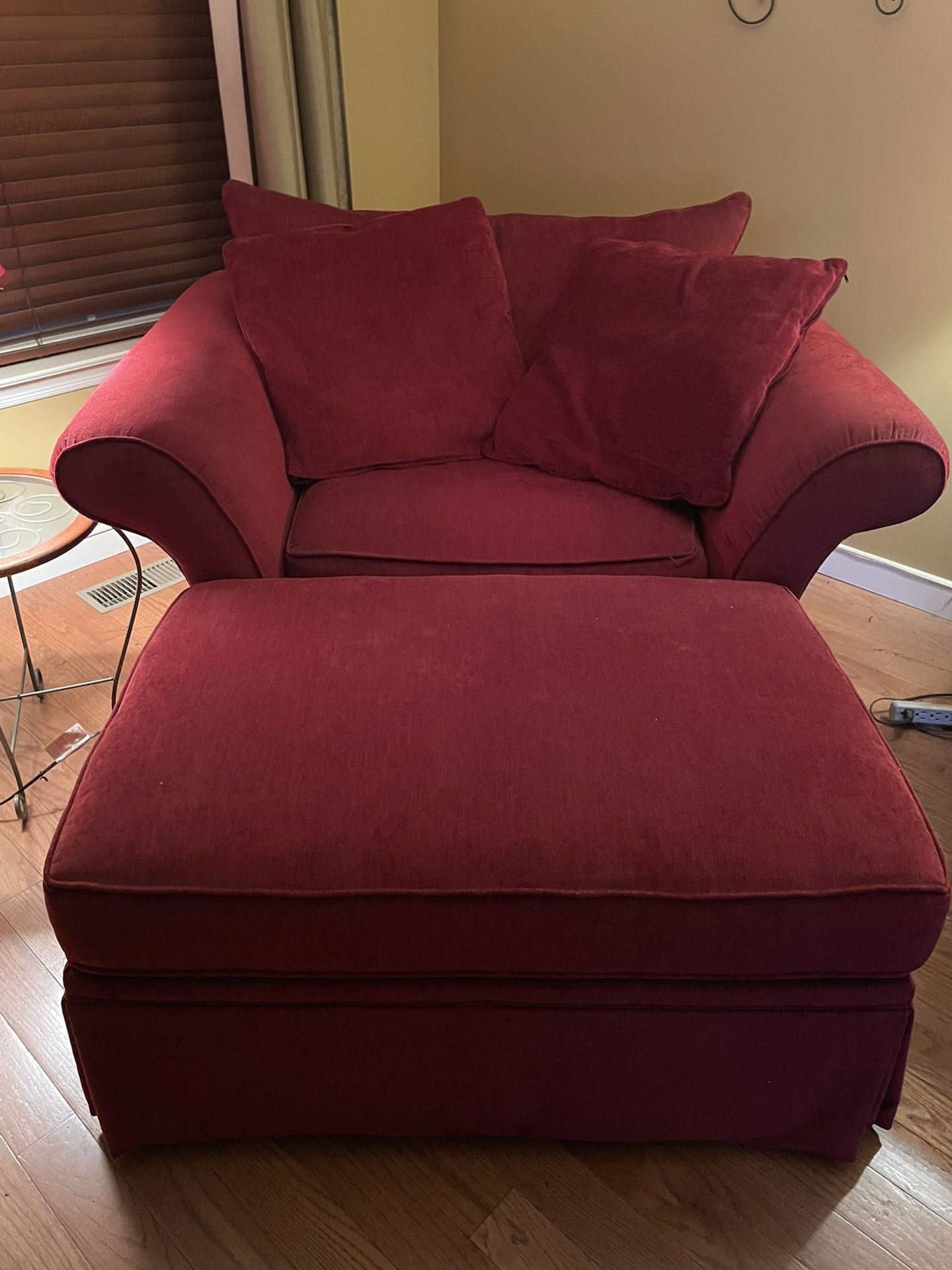 2 Person Loveseat With Rolling Ottoman (Price negotiable)