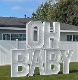 Marquee letters