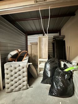 Storage unit items