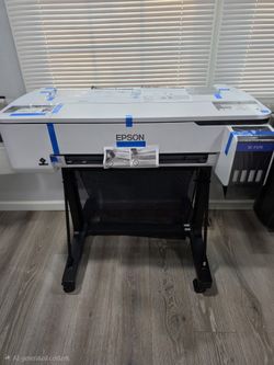 NEW Open-Box Epson SureColor SC-F570 24" Dye-Sublimation Printer + Stand