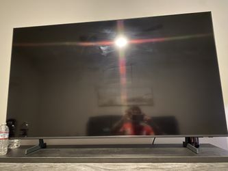 Samsung 46’ Tv crystal UHD