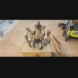 Chandelier 