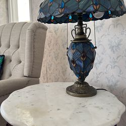  Antique Table And Lamp