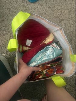 Mystery bag of kitchen linens